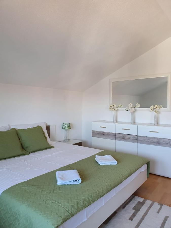 Laura Apartmán